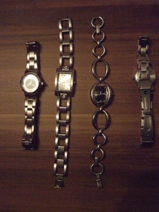 Konvolut 4 Damen Armbanduhren Uhren Metallarmbänder Bild