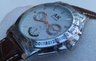 Sportliche Herrenuhr Armbanduhr Uhr Mode Chronos Echt Lederarmband Analog Bild