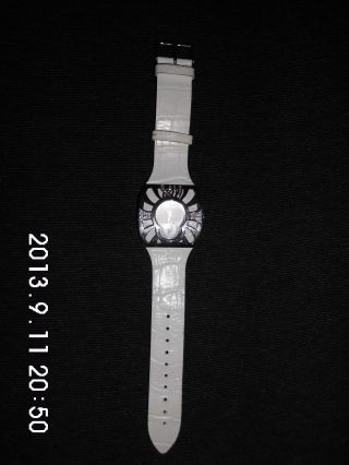 Damen Armbanduhr Police Mit Weißen Lederband,  Sportlich - Elegant Bild