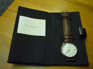 Herren - Armbanduhr V.  Bergmann,  Modell 1960,  Lederarmband Braun, Bild