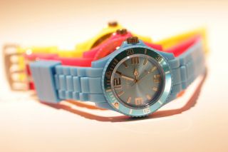 Oozoo Armbanduhr Silikon C4179 Hellblau,  Pink,  Gelb Bild