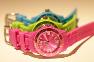 Oozoo Armbanduhr Silikon Gelegenheit Jr216 & Jr218 & Jr 246 Pink Grün Blau Bild