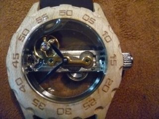 Minoir Uhren - Lussat - Holzuhr Mit Stabwerk Mittelbraunes Silikonband Bild