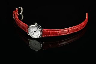 Neue Klassische Excellanc Quarz Analog Damenuhr Leder Armbanduhr - Ersatzbatterie Bild