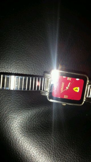 Ferrari Uhr Bild