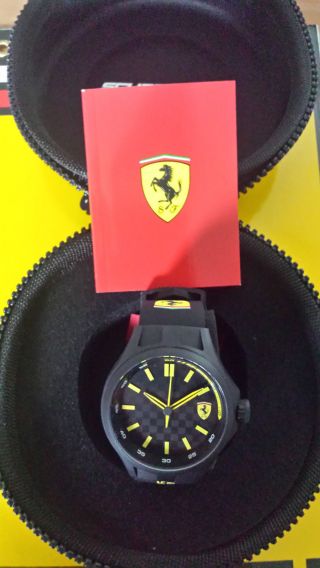 Ferrari Uhr Pit Crew Schwarz Und Gelb Aus Sammlungsauflösung Uvp 97,  - Bild
