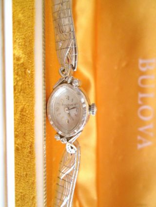 Vintage Art Deco Style Bulova 4 Diamanten Dau 10k Vergoldet Handaufzug Box,  Läuft Bild