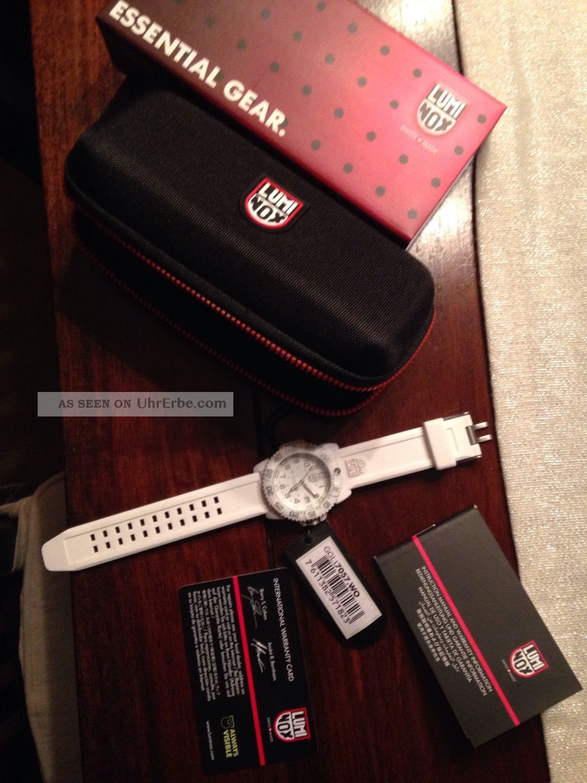 Luminox 7050 Serie Armbanduhren Bild