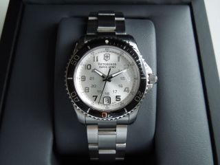 Victorinox Damen - Armbanduhr Xs Classic Analog Edelstahl 241482 Watch In Ovp Bild