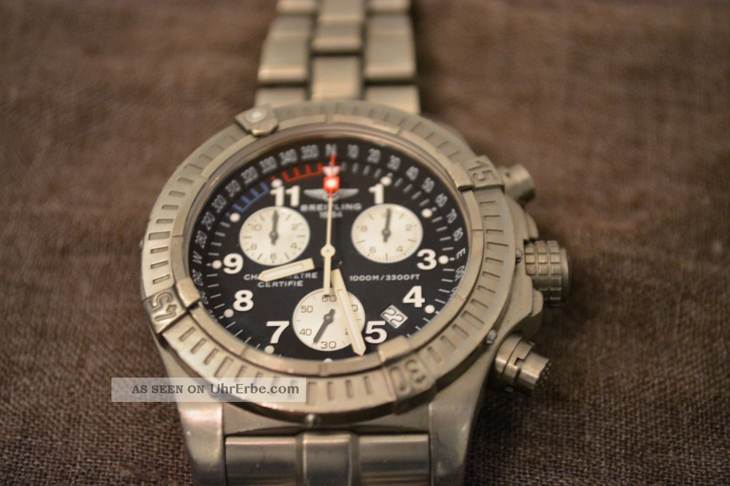 Breitling Chrono Avenger M1 Titanium E73360 Armbanduhren Bild