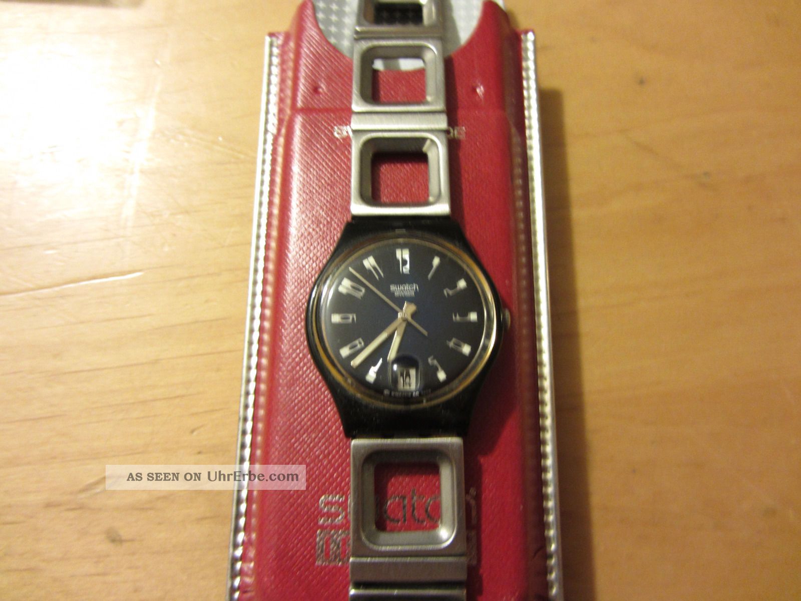 Uhr Swatch Mit Datum Armbanduhren Bild