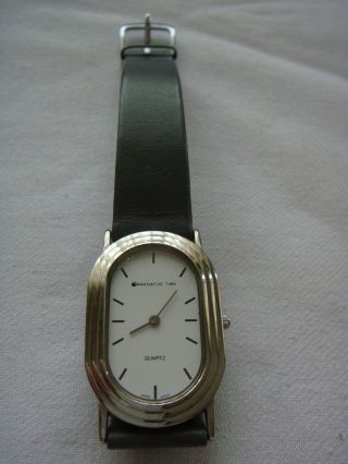 Damen - Armbanduhr,  Innovative Time,  Oval,  Flach Bild