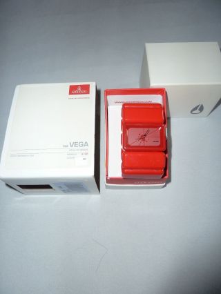 Nixon The Vega Armbanduhr Für Damen,  Rot Bild