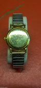Schöne Goldfarbende Dugena Saphir Damenuhr Uhr Flexarmband Deckel Ist Goldfarben Armbanduhren Bild 3