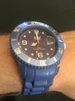 Ice Watch.  Design.  Sehr Guter Gebrauchter.  Seltene Farbe Blau/lila Bild