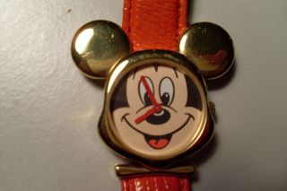 Mickeymouse Armbanduhr Mit Ohren Von Avronel Bild