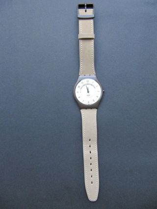 Superflache Swatch Skin Unisex - Armbanduhren Desertic Sfc100 Lederarmb Sammler Bild