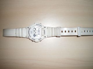 Casio Herrenuhr Armbanduhr Weiß Armband Gerissen Bild