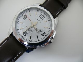 Casio 2784 Mtp - 1314 Herren Klassik Armbanduhr Braun Farbe 5 Atm Watch Bild