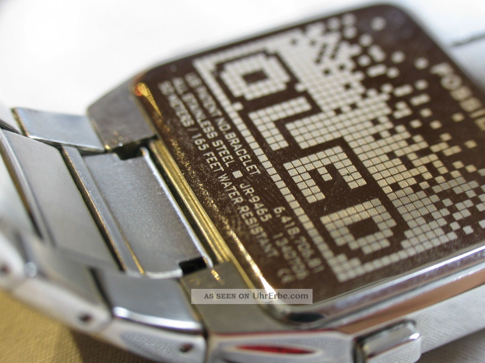 fossil oled