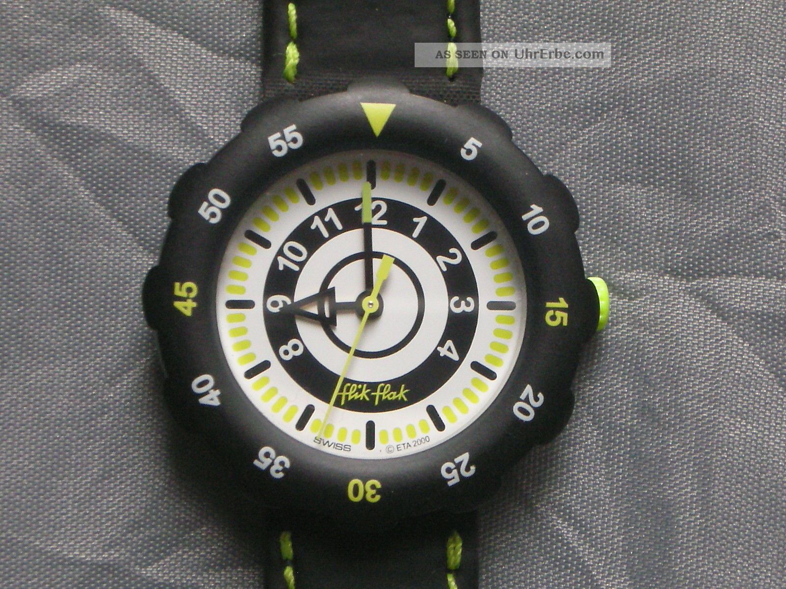 Flik Flak In Ultracoolem Design,  Schwarz - Neongrün,  Weihnachten Armbanduhren Bild