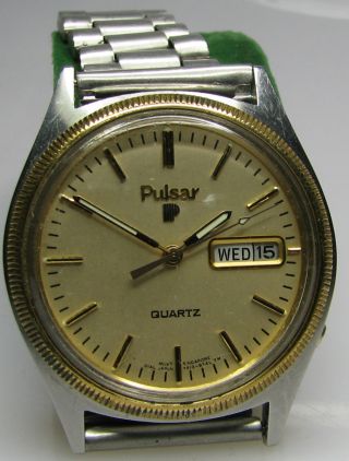 Pulsar Quartz Herren - Armbanduhr Mit Edelstahlghäuse Und Doppeldatum Bild