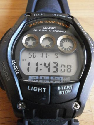 Casio W - 754h Armbanduhr Sportuhr Einsatzuhr Bild