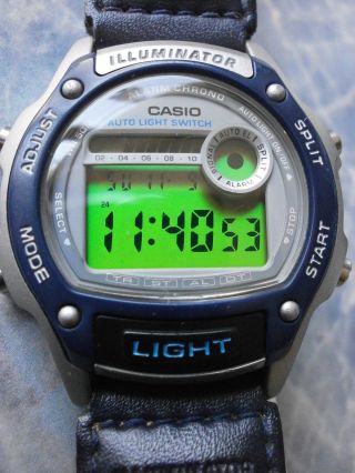 Casio W - 94h Armbanduhr Sportuhr Bild