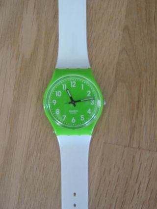 Swatch Uhr - Grün/weiß - Voll Funktionstüchtig Bild