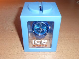 Ice Watch Armbanduhr In Blau Bild