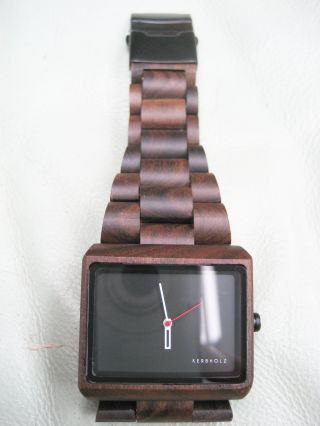 Armbanduhr Von Kerbholz Modell Reineke Sandelholz Bild