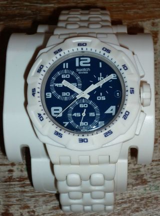Swatch Chrono Blue Purity Uhr; Chronograph,  Datum,  Blau/weiß Bild