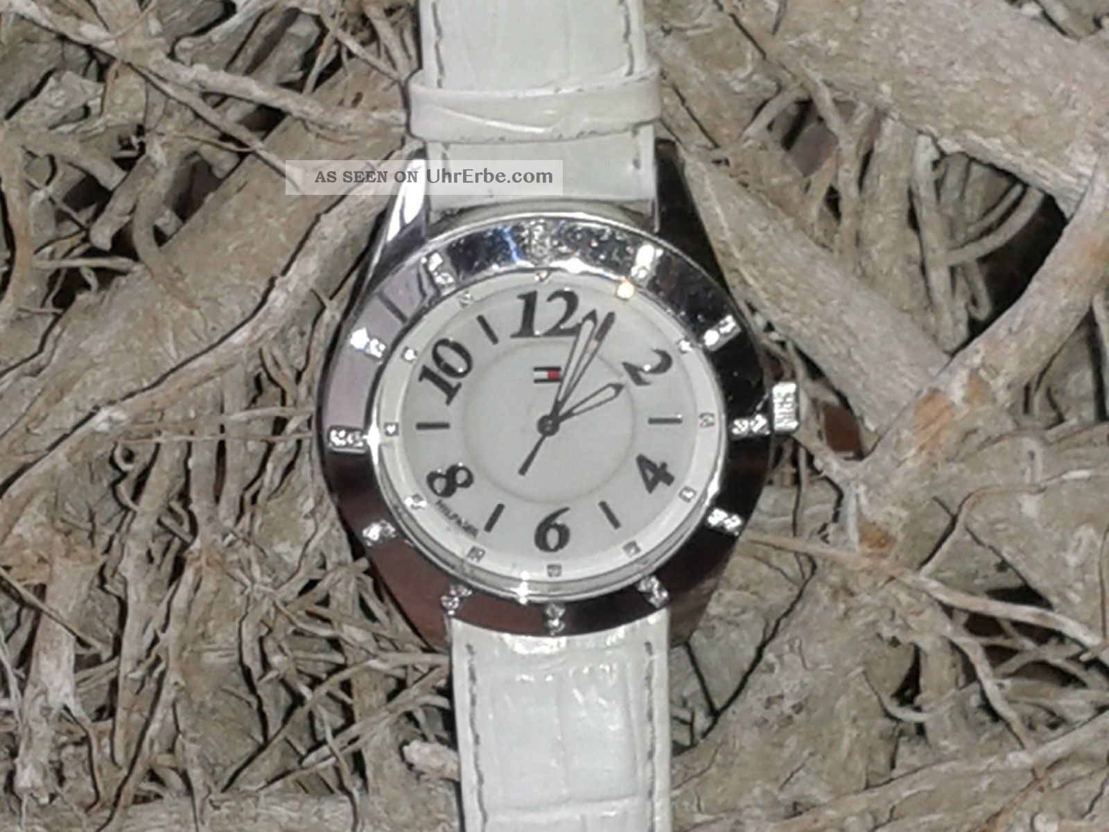 Tommy Hilfiger Uhr Weiss Armbanduhren Bild
