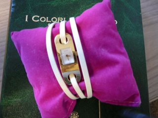 Gucci - Damen - Armbanduhr 6100 L Mit Gucci - Lederarmband Creme Bild