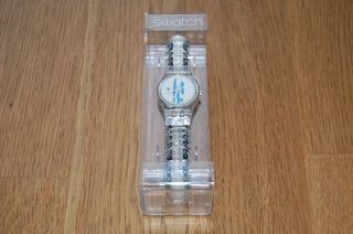 Swatch Damenuhr Uhr,  Mit Elastischem Armband Kleine Perlen Ovp Ohne Batterie Bild