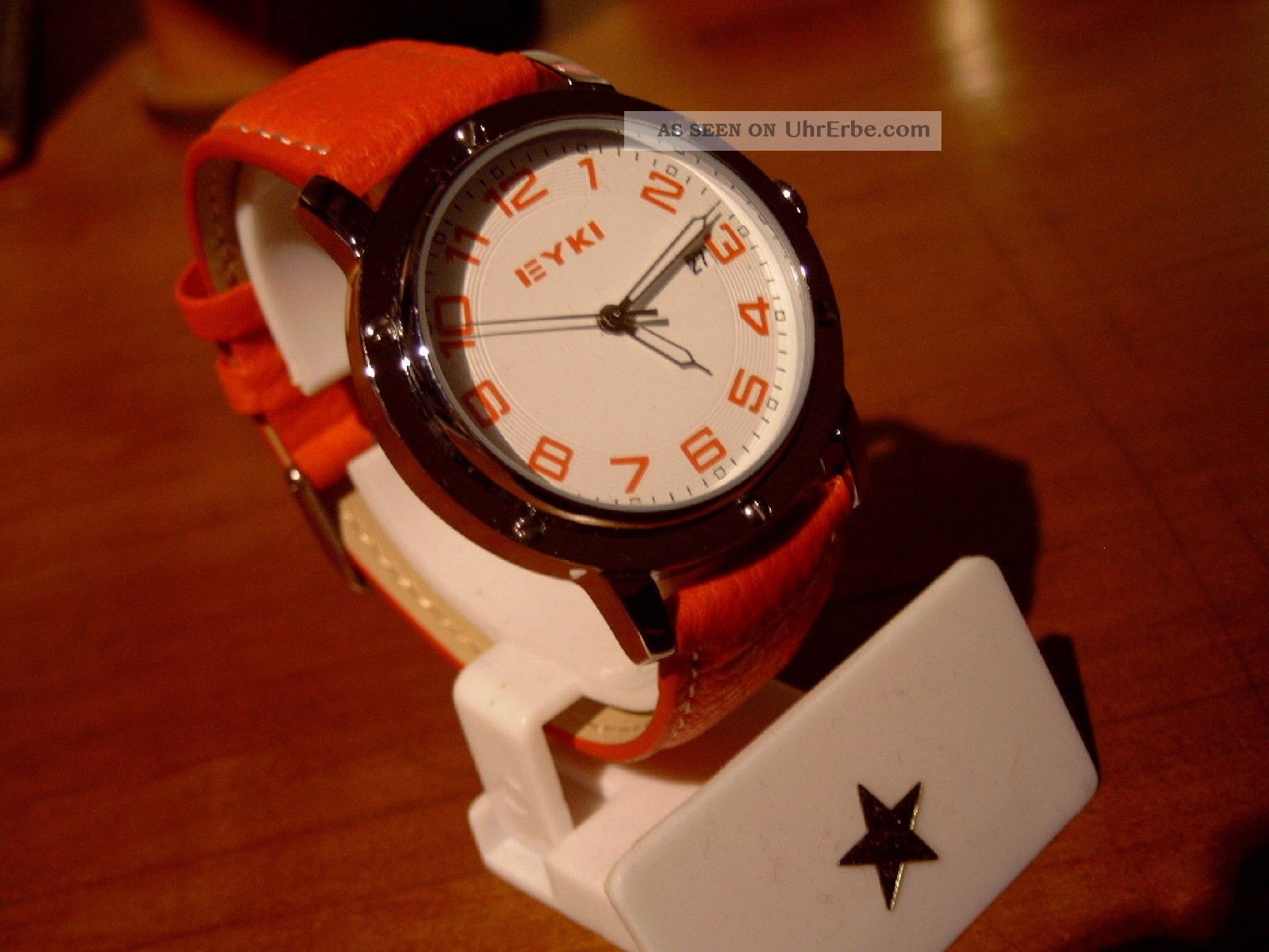 Damen Armbanduhr Mit Rotem Lederband Armbanduhren Bild