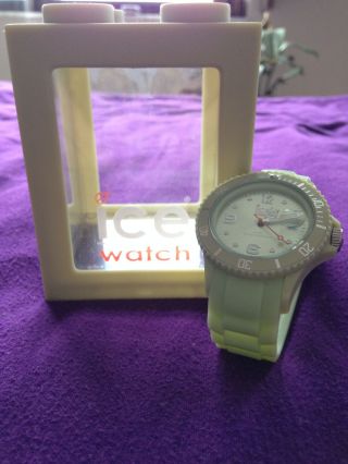 Ice Watch,  Hellgrün/pistazie,  Batterie Bild