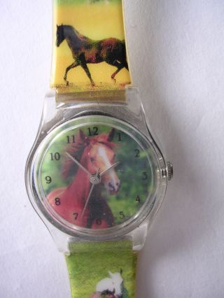 Kinderuhr Von Pazific Time,  Pferde, Bild