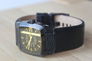Diesel Uhr Dz 1186 Gold Mit Schwarzem Lederarmband Bild