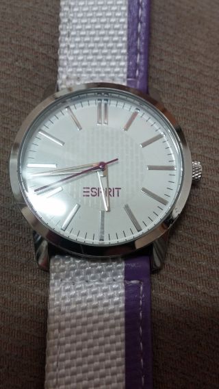 Neue Esprit Armbanduhr,  Lila - Weiß,  Batterien Nicht Enthalten Bild