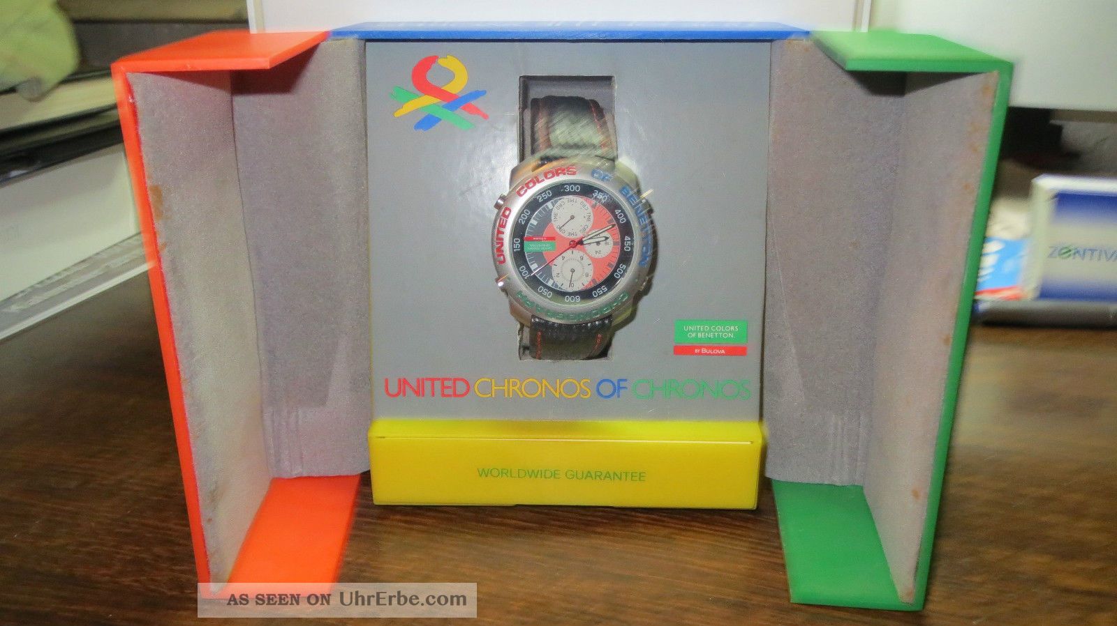 Unitet Colors Of Benetton Durchmesser 42 Mm Modell Bn103 Von Bulova Armbanduhren Bild