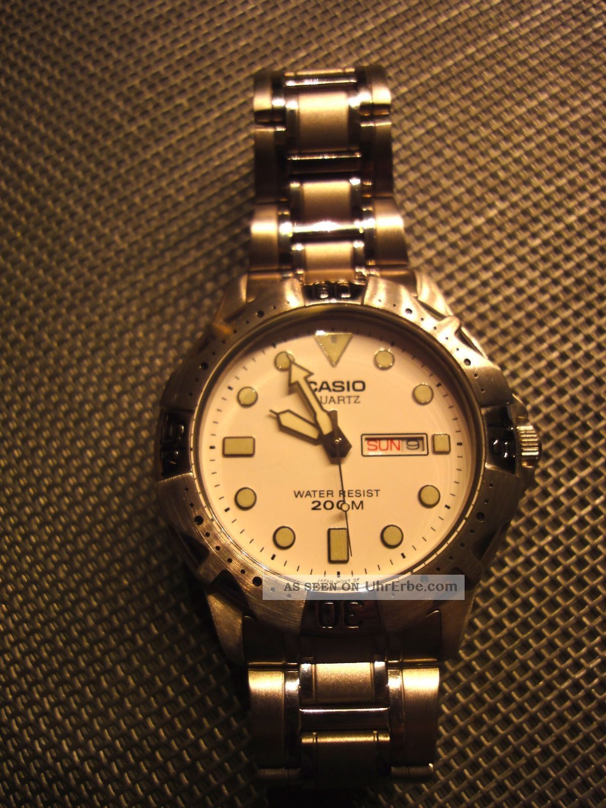 Casio Quarz Taucheruhr 200m 1333 Mtd - 1001 Mit Tag Und Datum Armbanduhren Bild