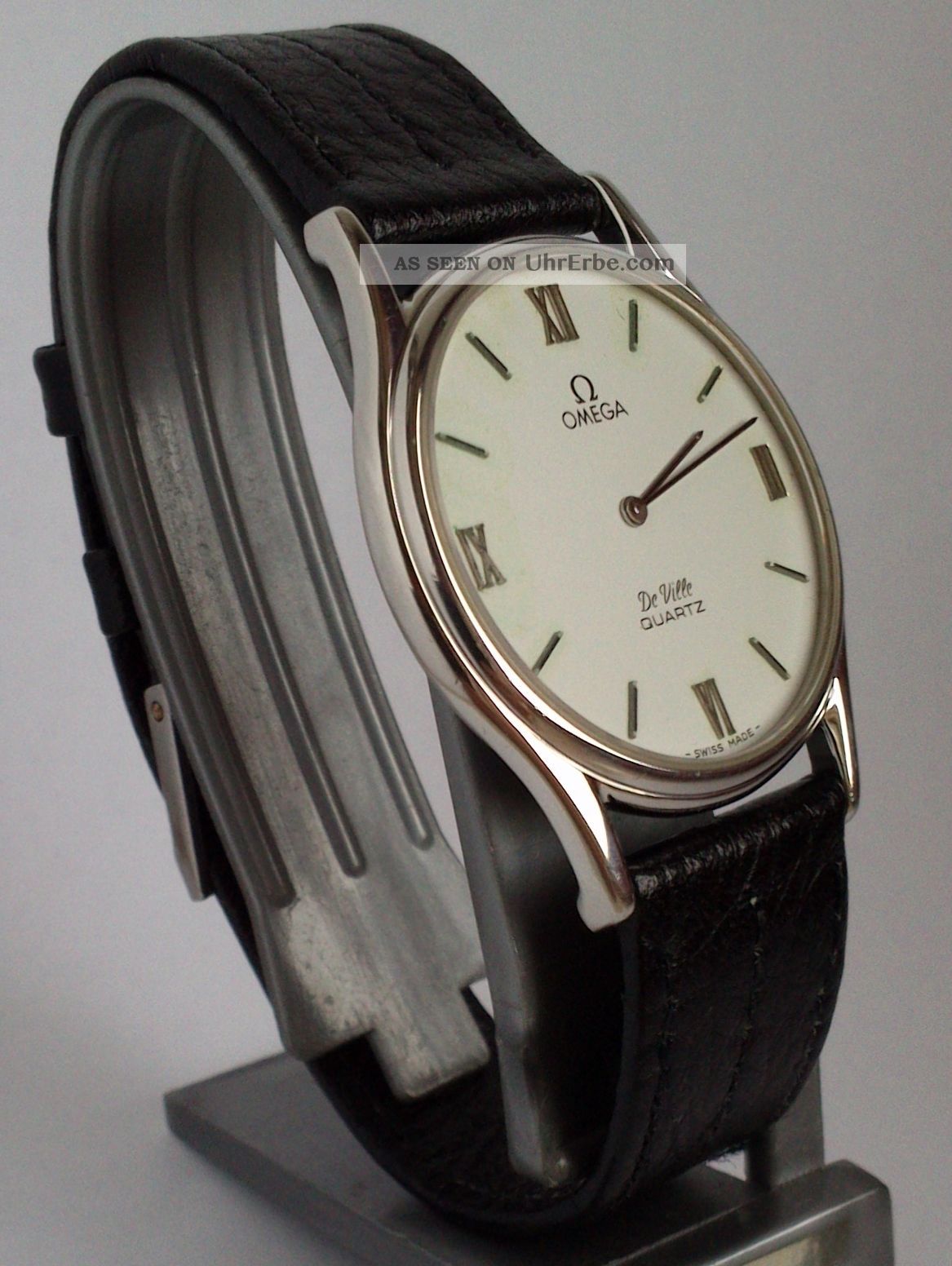 Omega Ultra Thin De Ville Quartz Cal. 1365 Herrenuhr Men´s Watch Steel
