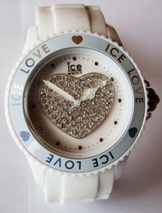 Ice Watch Uhr Model Ice Love Mit Swarowski Herz Und Keramikgehäuse Weiß Wie Bild