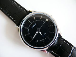 Casio 1330 Ltp - 1303 Damen Armbanduhr 5 Atm Wr Watch Bild