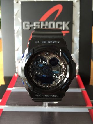 G - Shock Initial Blue,  30th Anniversary,  Ga - 303b - 1a - 2,  Gold Back,  Uvp 289€ Bild