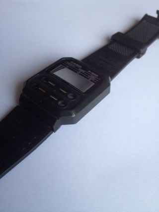 Casio F - 100 Watch Uhr Ersatzteil Alien Prop Bild