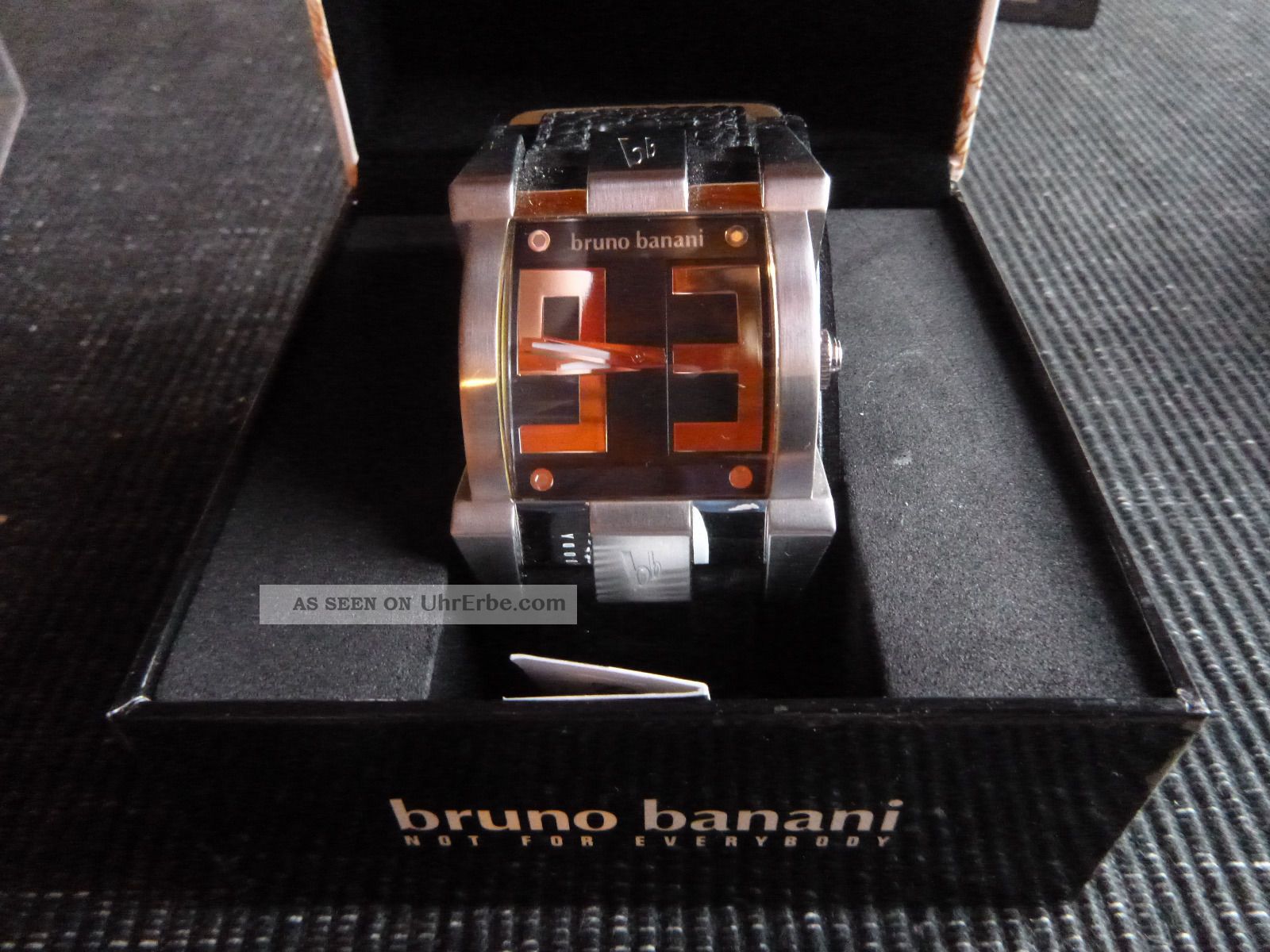 Bruno Banani Uhr Br20878,  Schwarzes Lederband Armbanduhren Bild