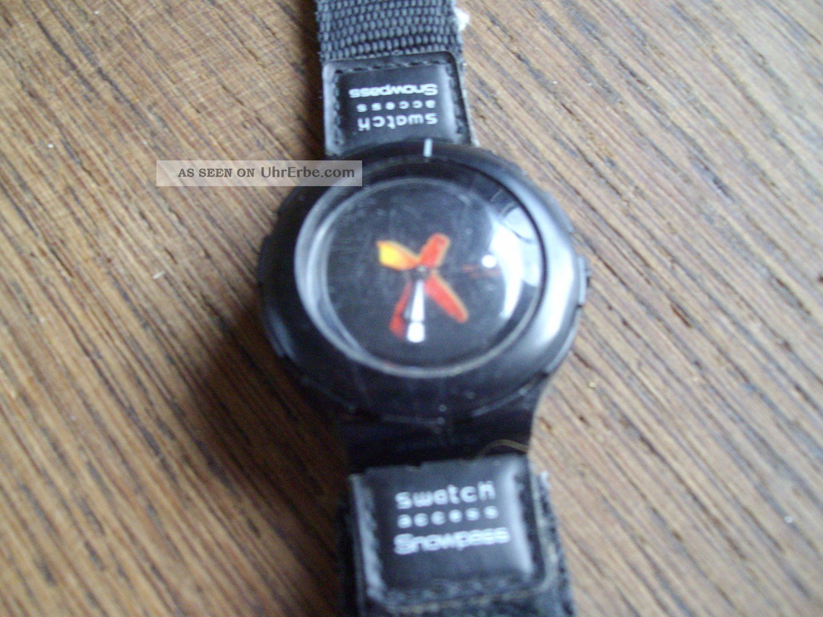Swatch Armband Uhr Access Snowpass 5742 S 9001 Schwarz Gebaucht Retro Armbanduhren Bild