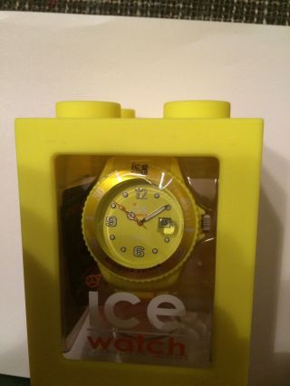 Big Swatch Ice In Gelb Bild